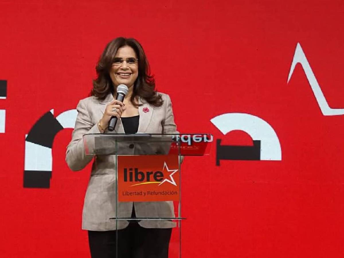 Rixi hace confesión sobre madre de Dereck Moncada y deja mensaje