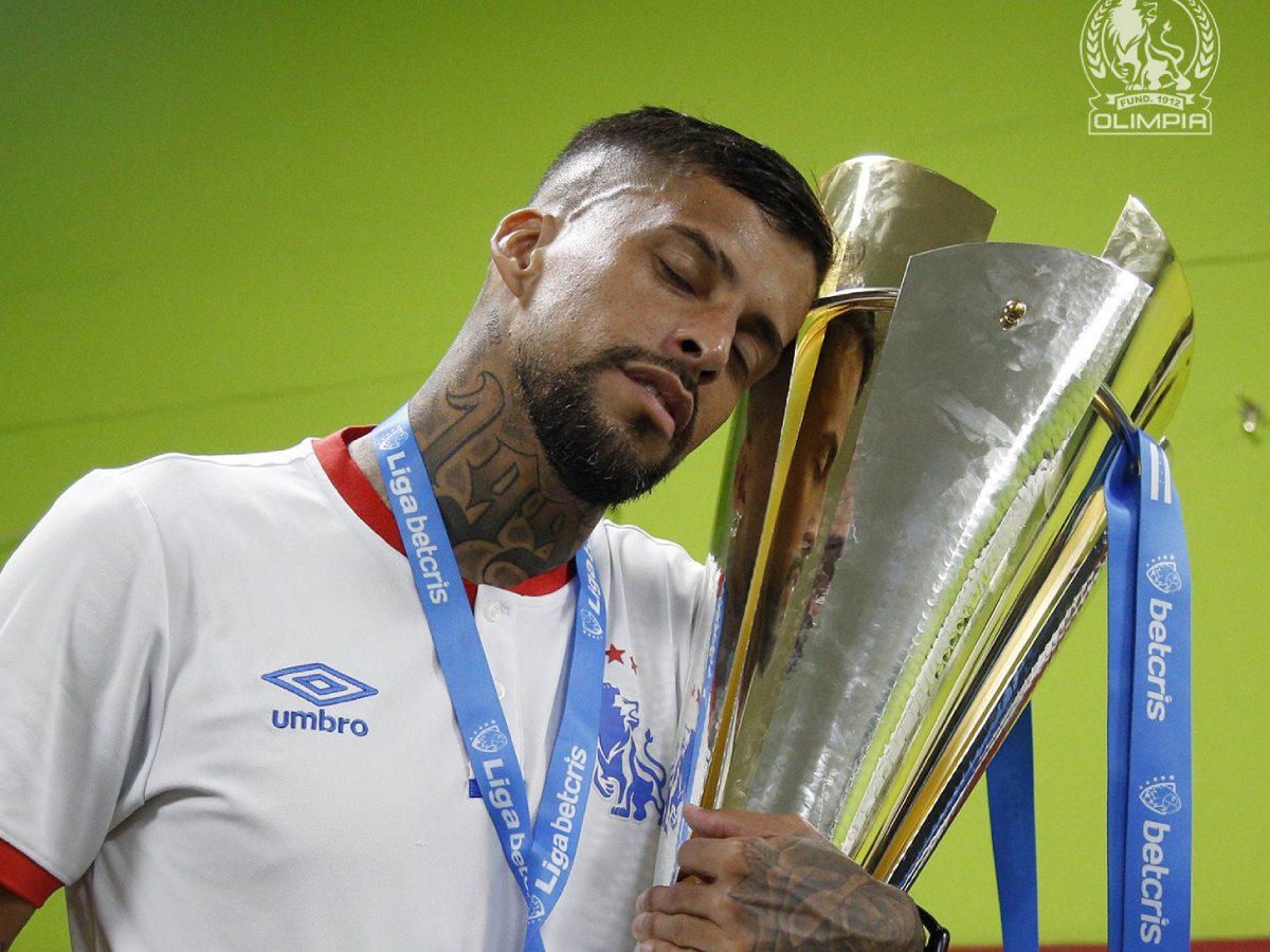 Olimpia toma una decisión final con futuro del brasileño Gabriel Araújo