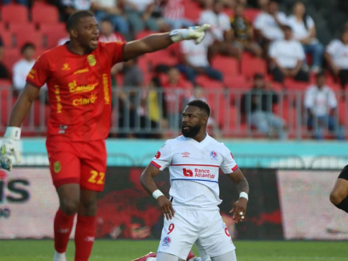 Rebeldía al Olimpia, jugador al hospital, Arboleda estalla y Policía interviene