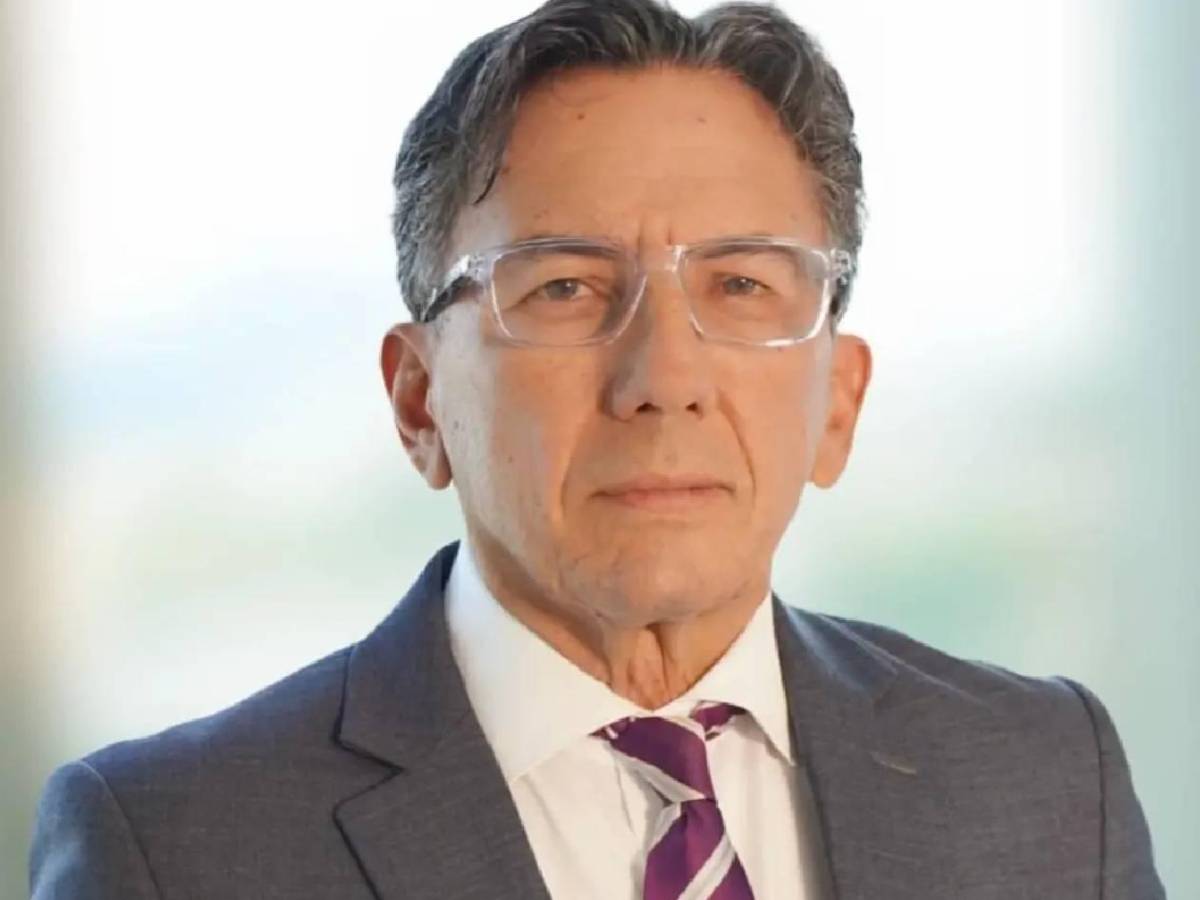 Salomón Nazar causa revuelo con curiosa propuesta en el Congreso Nacional