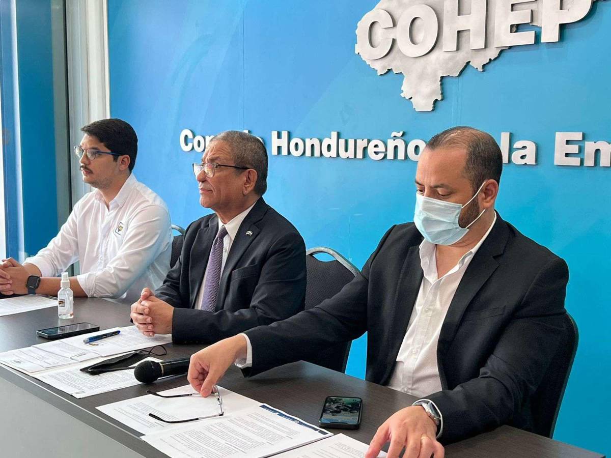 Instan a construir políticas públicas para mejorar inversión