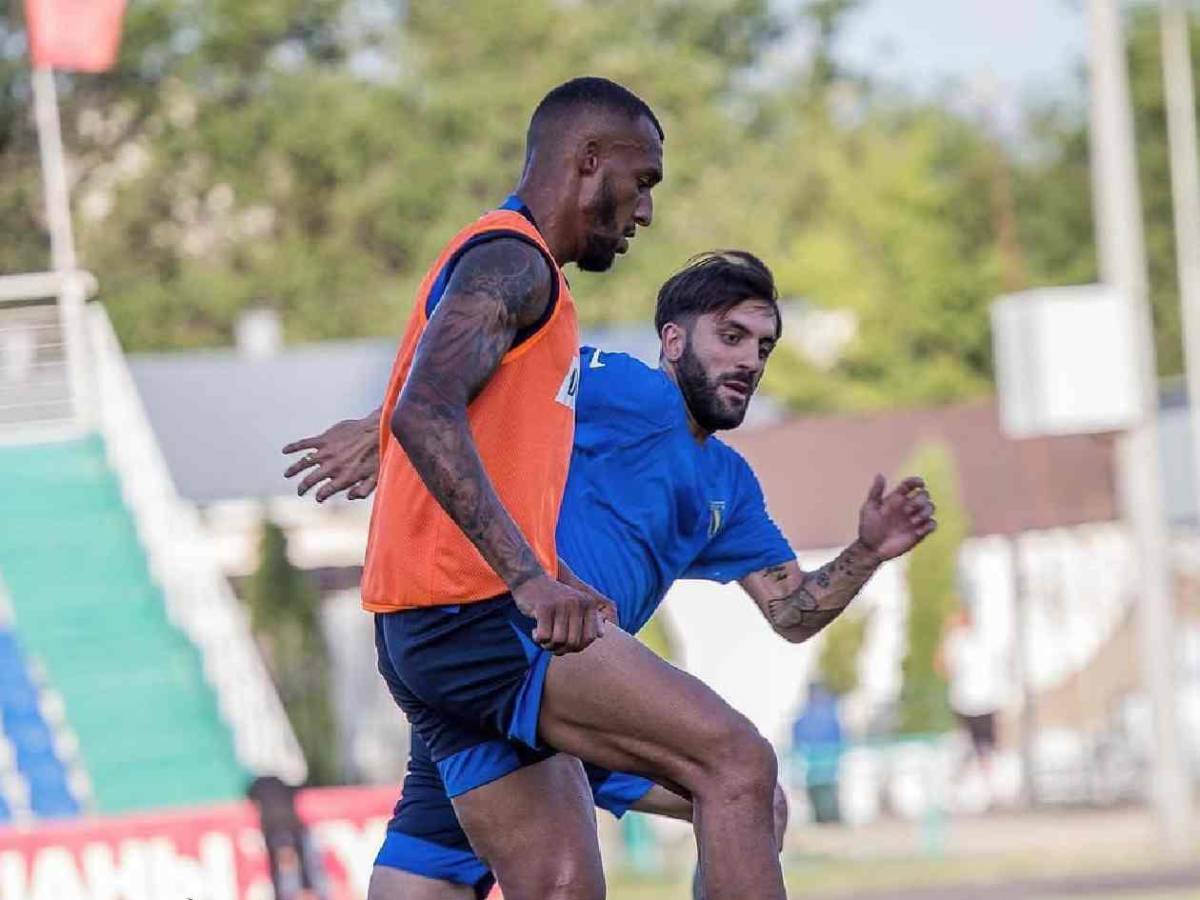 Hallan muerto a futbolista: estaba con otro jugador y filtran último mensaje