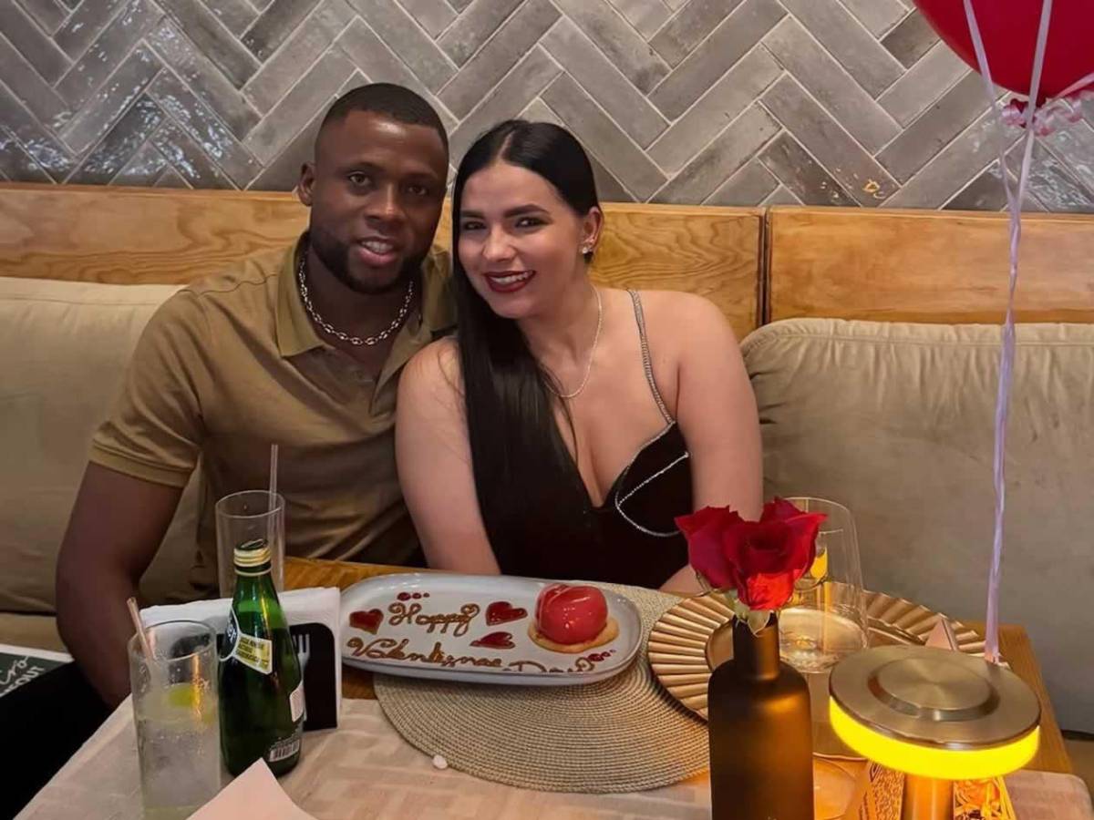 Futbolistas de la Liga Nacional festejan el Día de San Valentín en pareja