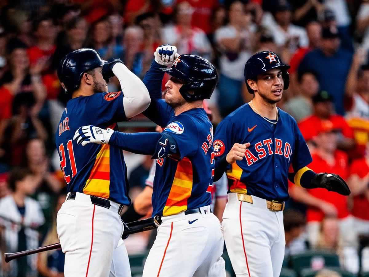 Astros de Houston y Mauricio Dubón van camino a la postemporada de la MLB