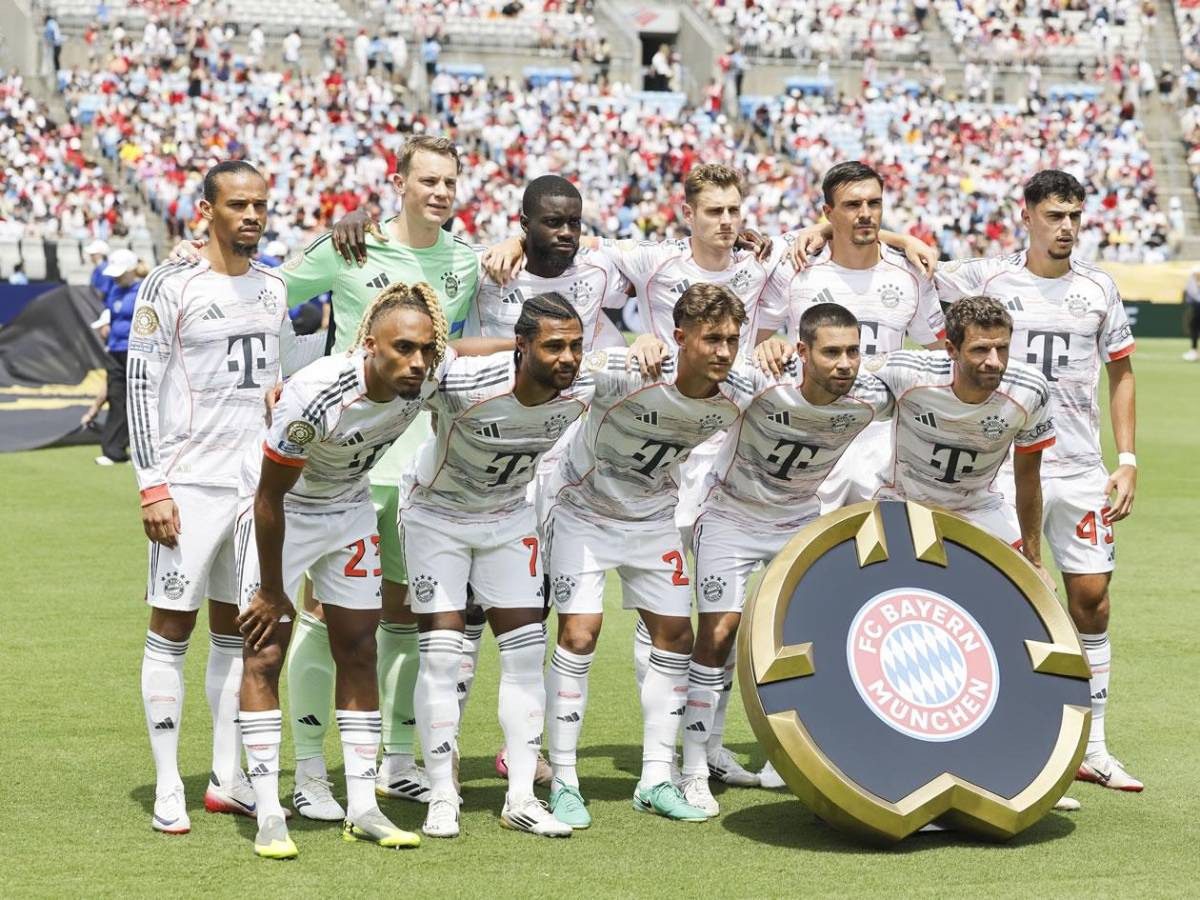 Por qué el técnico del Bayern dejó a suplentes en el camerino vs Benfica: inusual causa