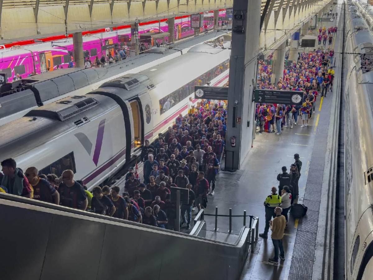 Tensión previo al Barcelona-Real Madrid, lamentables gritos, pelea y detenido