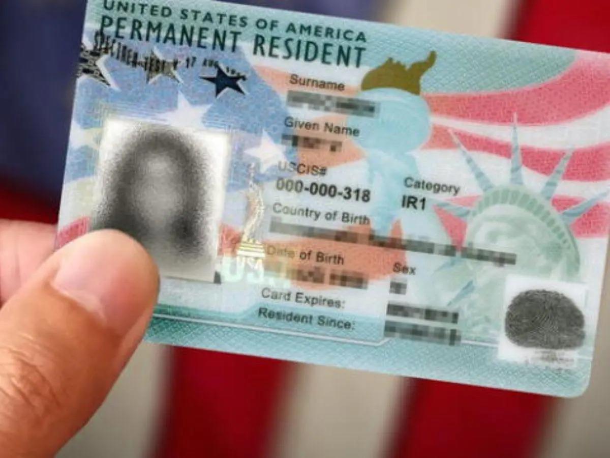 Green Card: la nueva regla sobre “carga pública” que deben conocer los hondureños