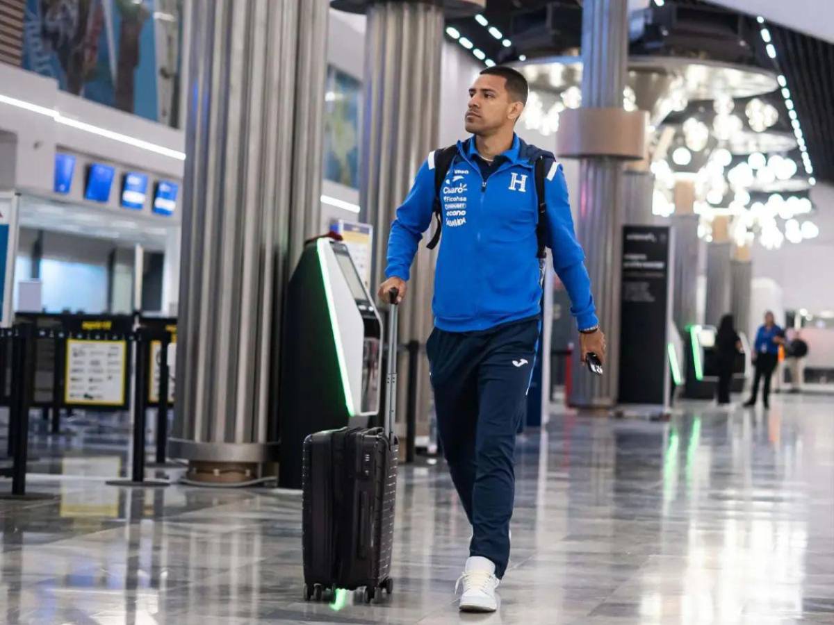 Rostros contentos: así fue la llegada de los seleccionados tras amistoso ante Perú