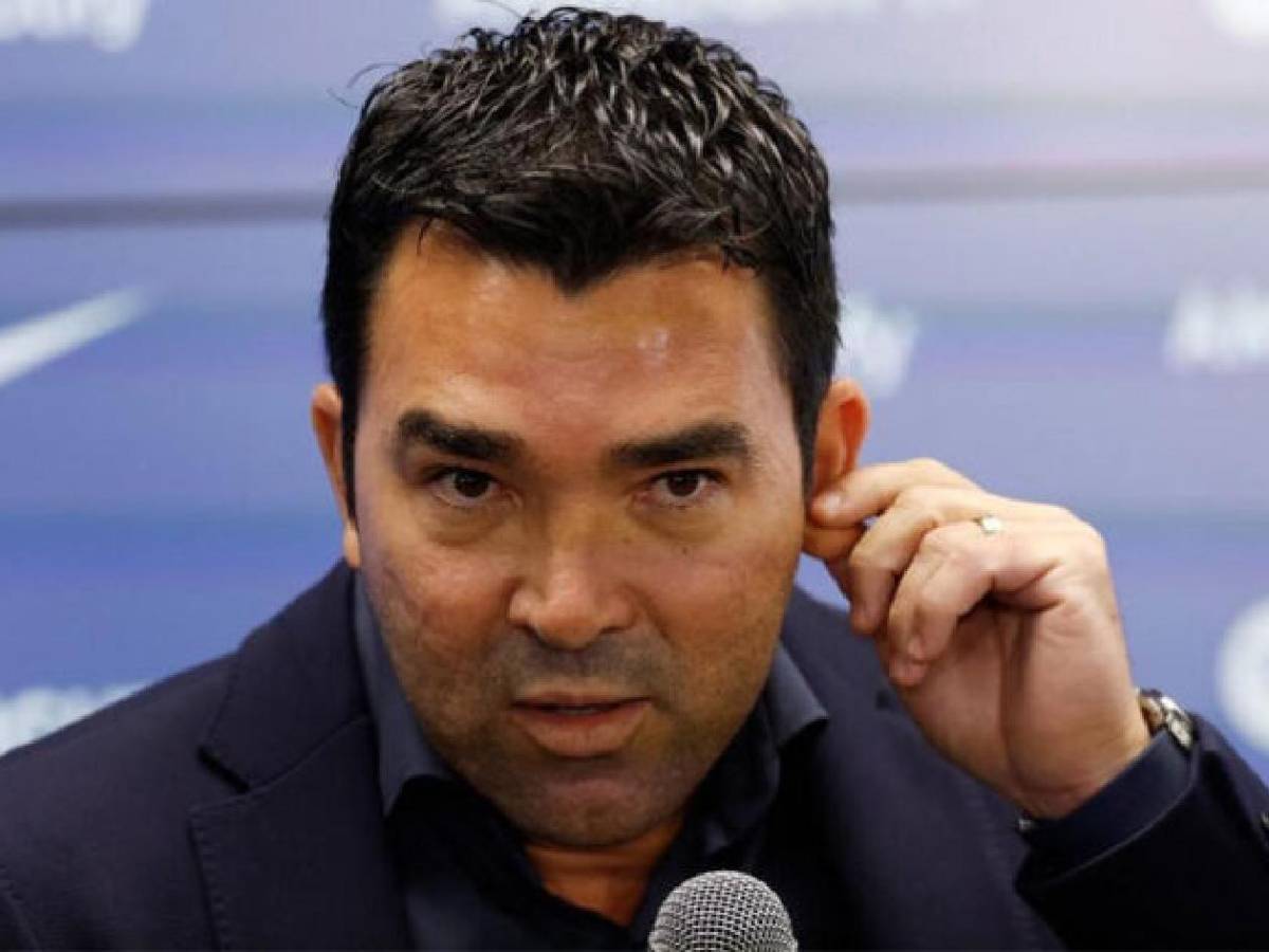 Barcelona se reúne con crack, petición de Flick y nuevo fichaje para Real Madrid