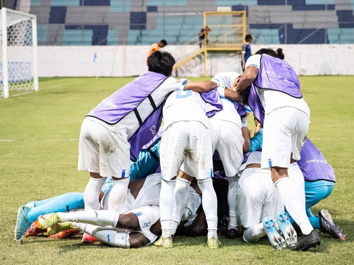Honduras celebra clasificación al Mundial Sub-17: buen gesto y bellas chicas