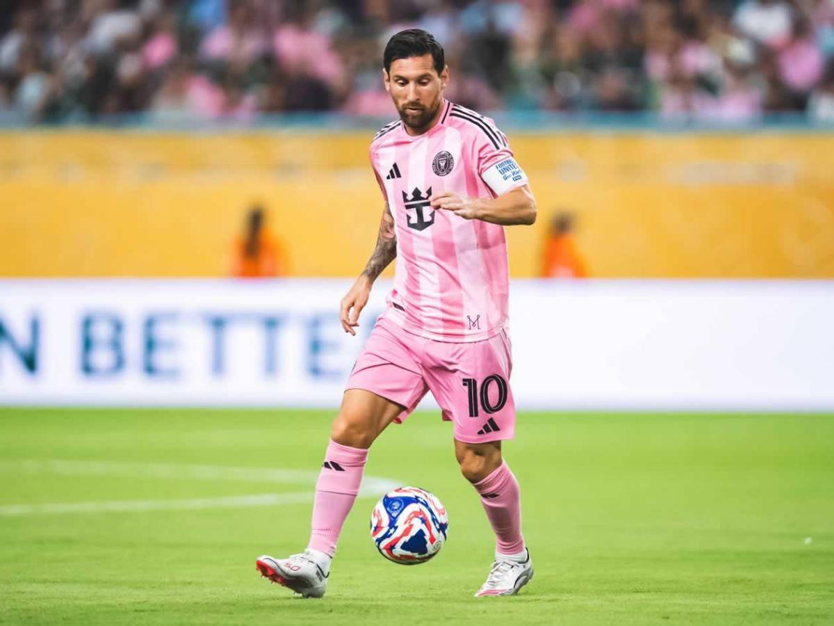 Cristiano Ronaldo 'humilla' a Messi con su nuevo salario: el modesto sueldo del argentino