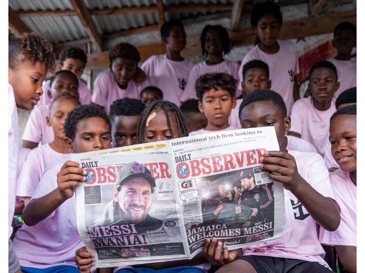 Messi en Jamaica: fue sorprendido en su llegada; así fue su reacción