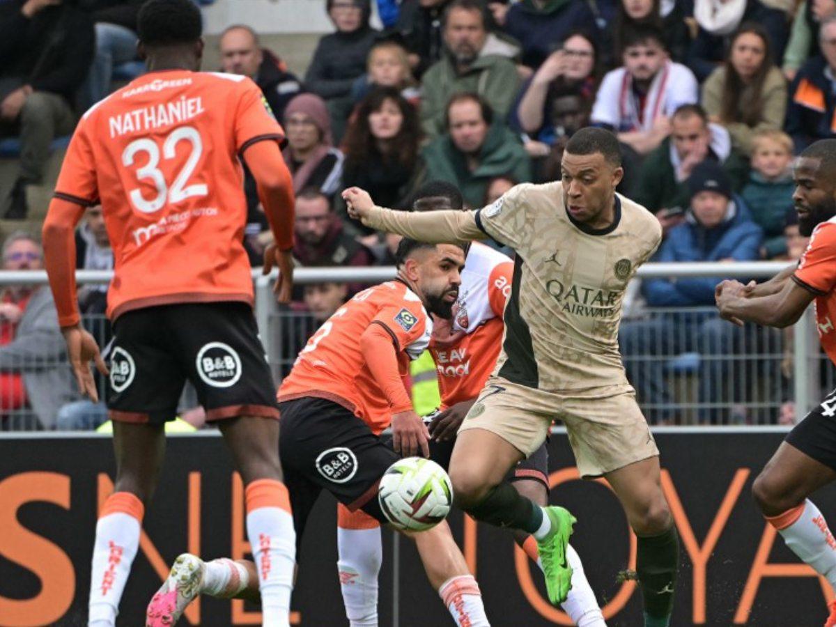 Mbappé marcó curioso gol con el PSG en la Liga de Francia