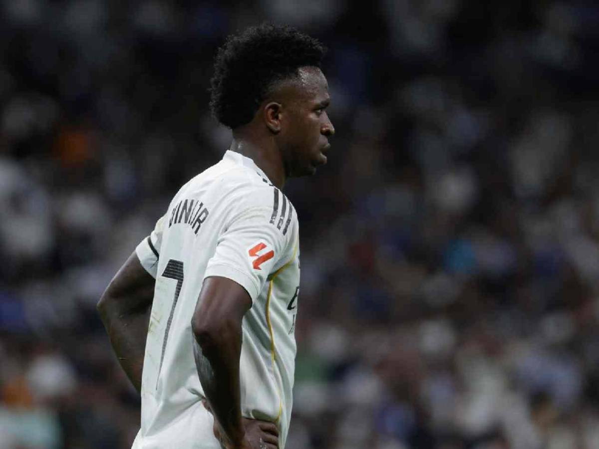Real Madrid toma decisión con Vinicius antes del Mundial; la postura del brasileño