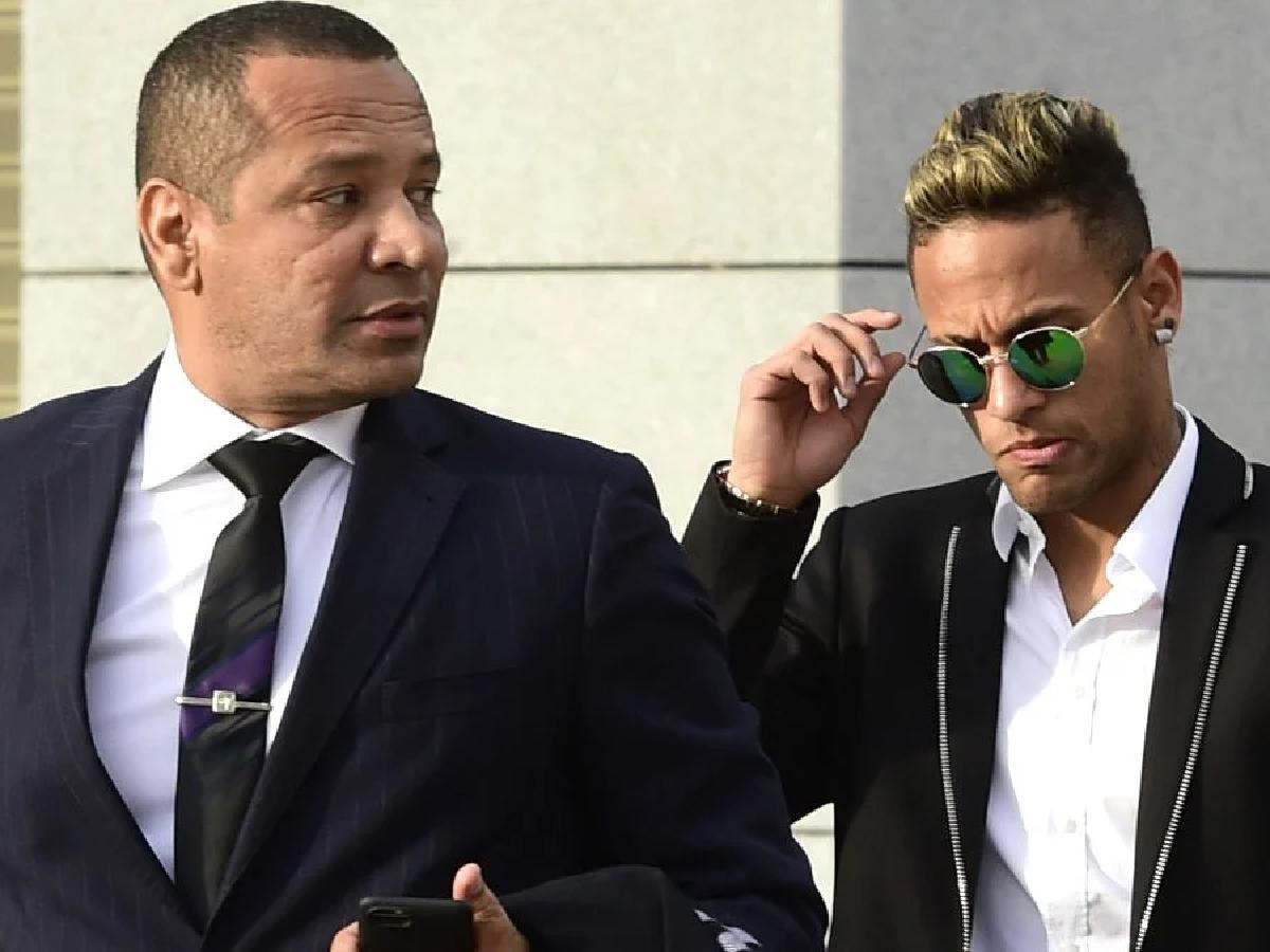 Neymar junto a su padre, Neymar da Silva Santos.