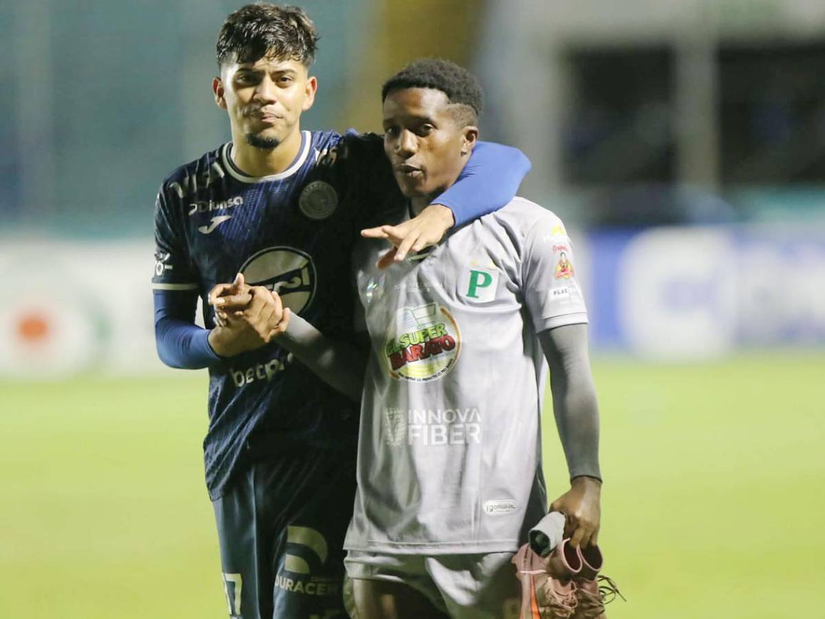 Festejos de Motagua, el jugador señalado en Platense y el descuido de bella chica