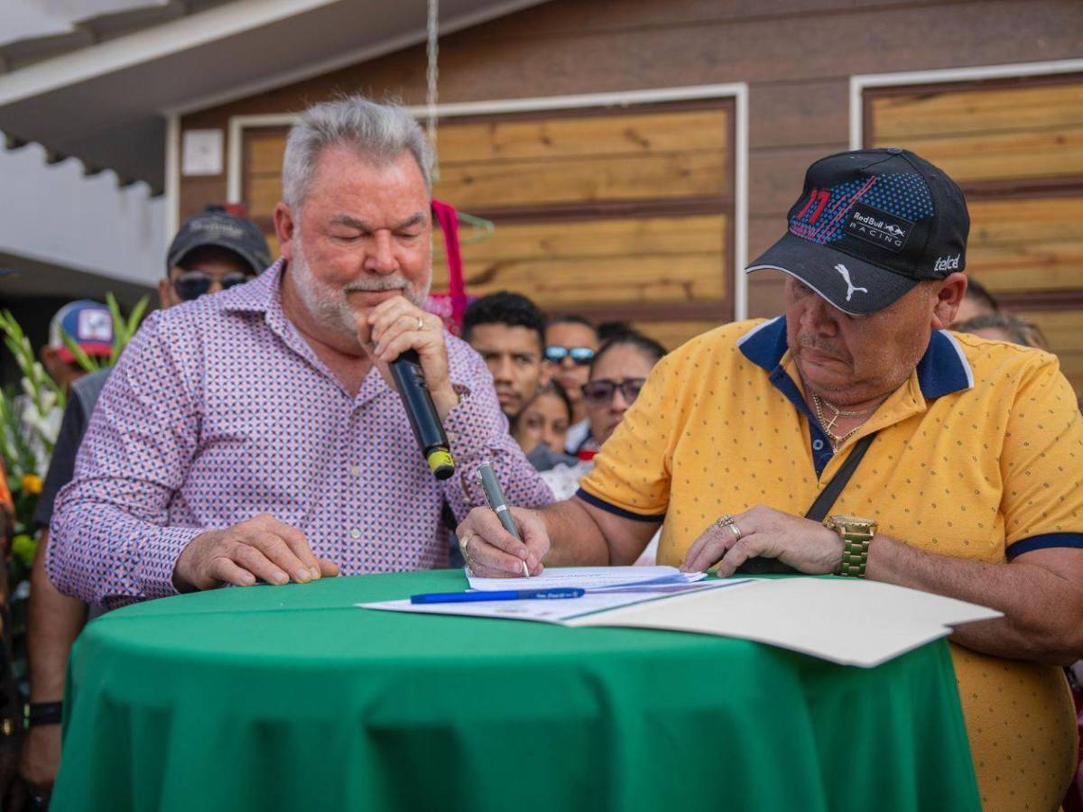 Así luce Paseo Los Zorzales que entregó el alcalde a vendedores en San Pedro Sula
