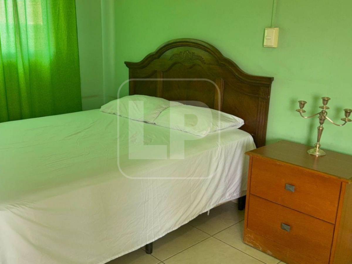 Fotos inéditas de la humilde habitación donde durmió el papa León XIV en Honduras