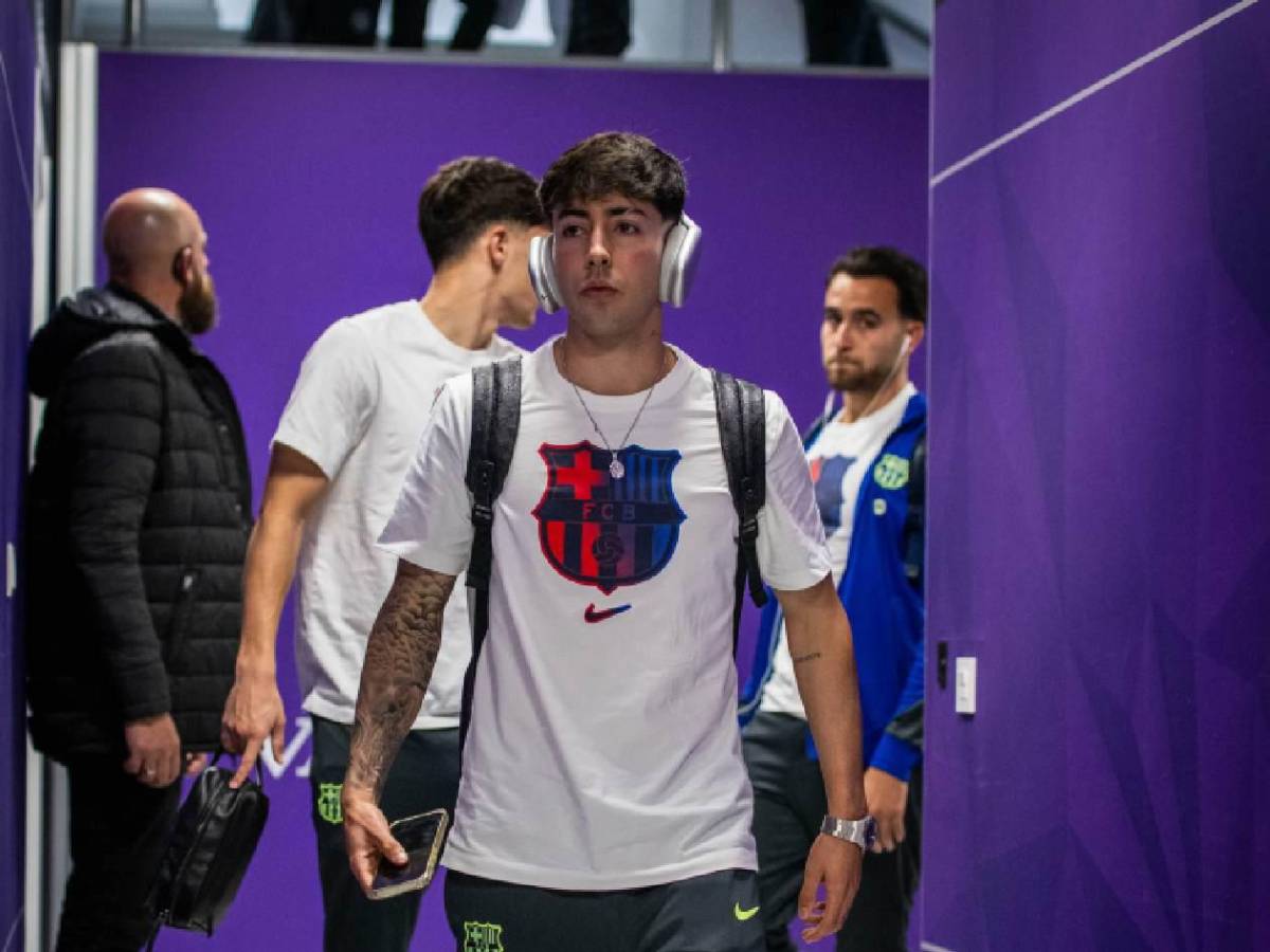 Debutó con Barcelona y se retiró lesionado; crack regresó y protesta a leyenda