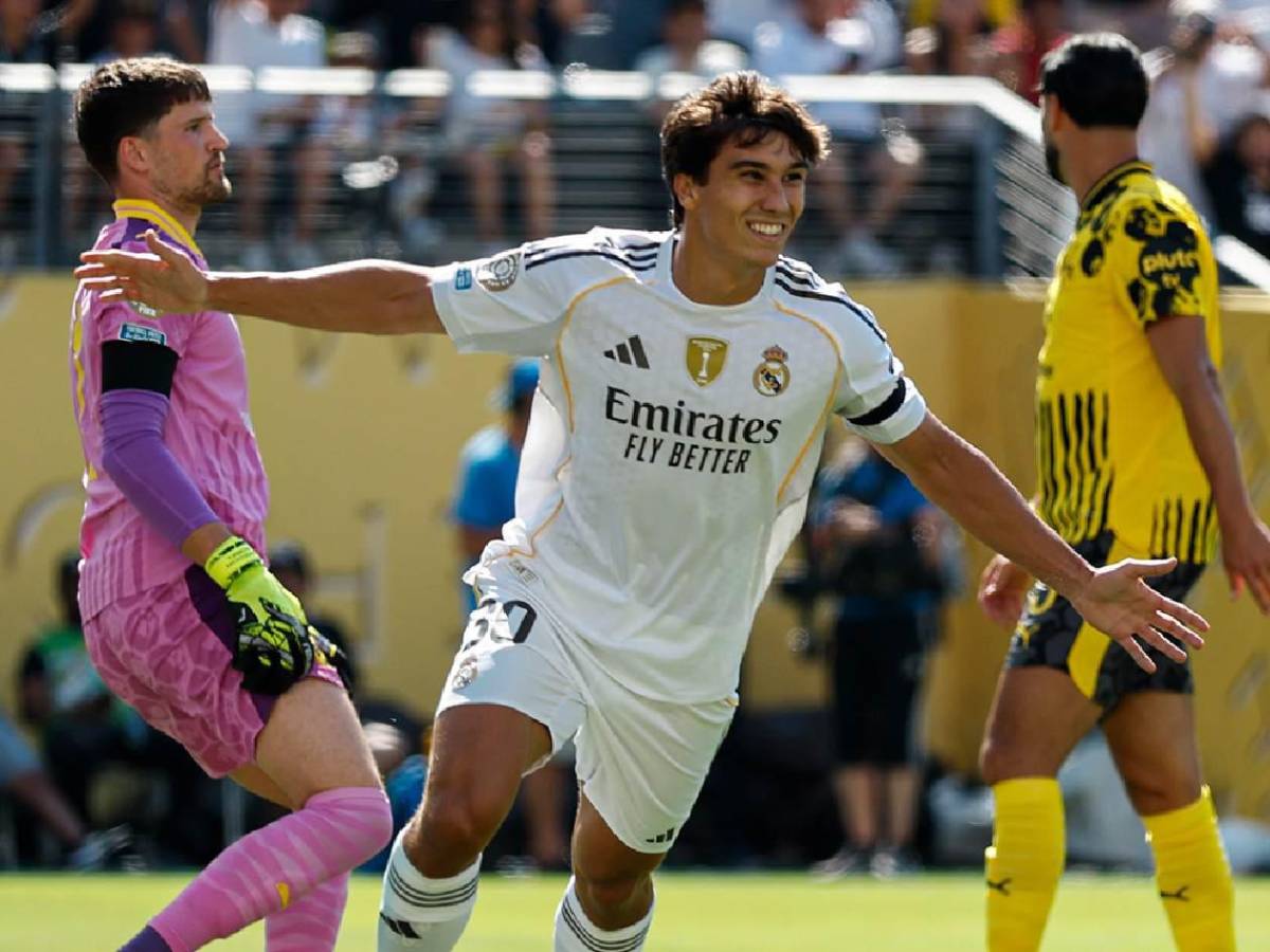 Se iría del Real Madrid: el insólito problema para inscribir a goleador de Xabi