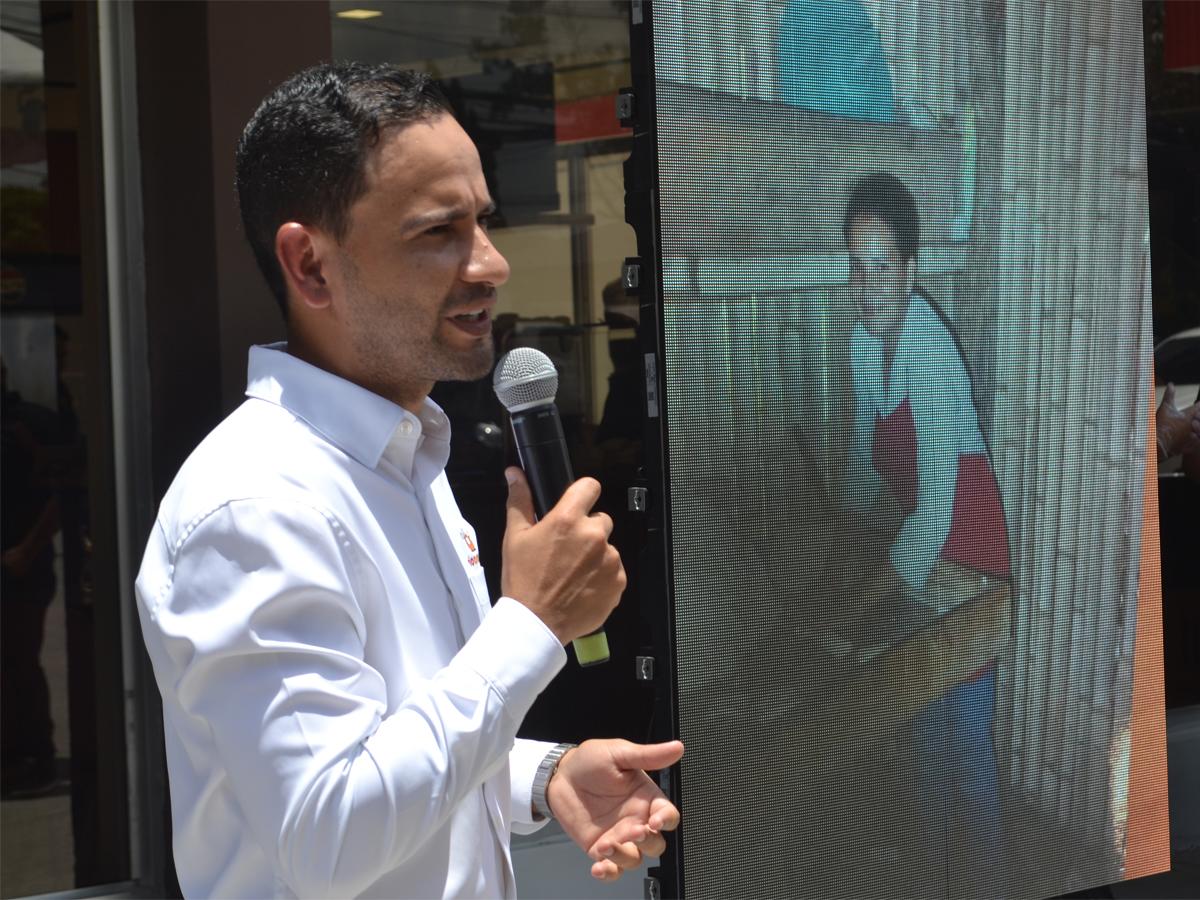 Steven Flores, gerente general de Tío Dolmo, es el responsable de la exportaciones de los productos tradicionales en los mercados internacionales.