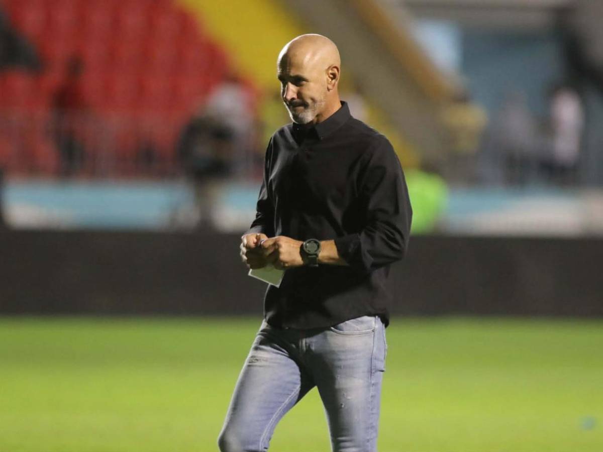 Enfado de Olimpia, dardo de Menjívar a barra de Motagua y festejo de Rodrigo de Olivera