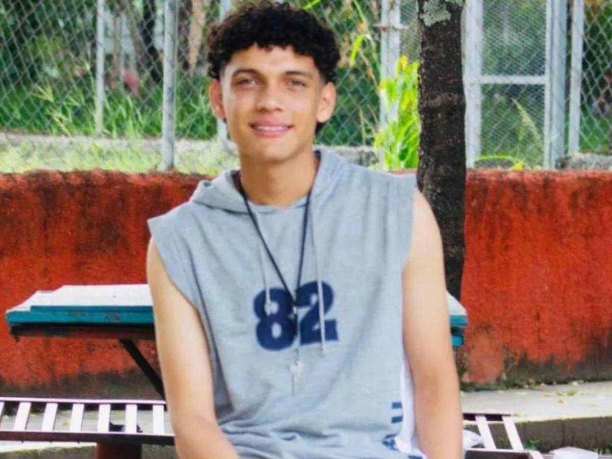 Levántate, no me dejes sola”: el desgarrador grito de madre tras accidente en el que murió su hijo