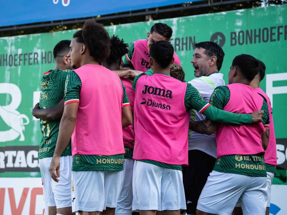 'Tota' Medina pierde la cabeza, festejo a lo Cristiano, mensaje al DT de Honduras en el Clásico y lindas chicas