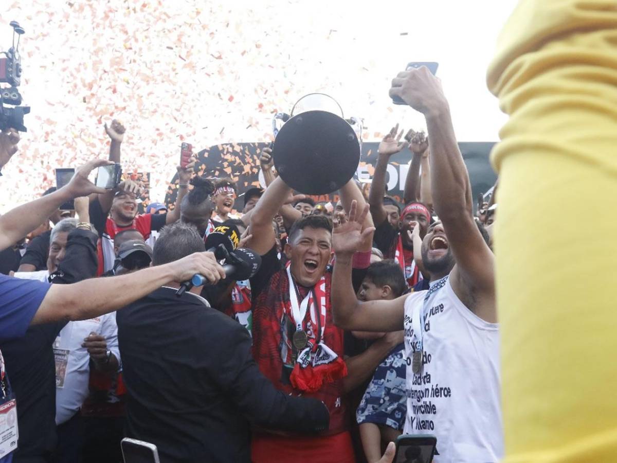 Choloma celebra ascenso a Liga Nacional, Independiente llora y agresión a recogepelotas