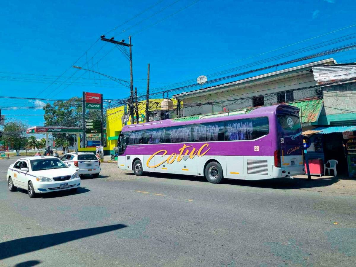 Transportistas de Olanchito paran labores por extorsión