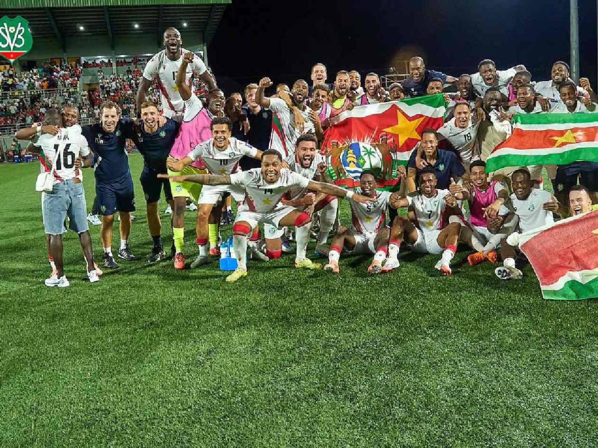 Dejó a Honduras sin Mundial y renuncia: Selección de Concacaf se queda sin DT