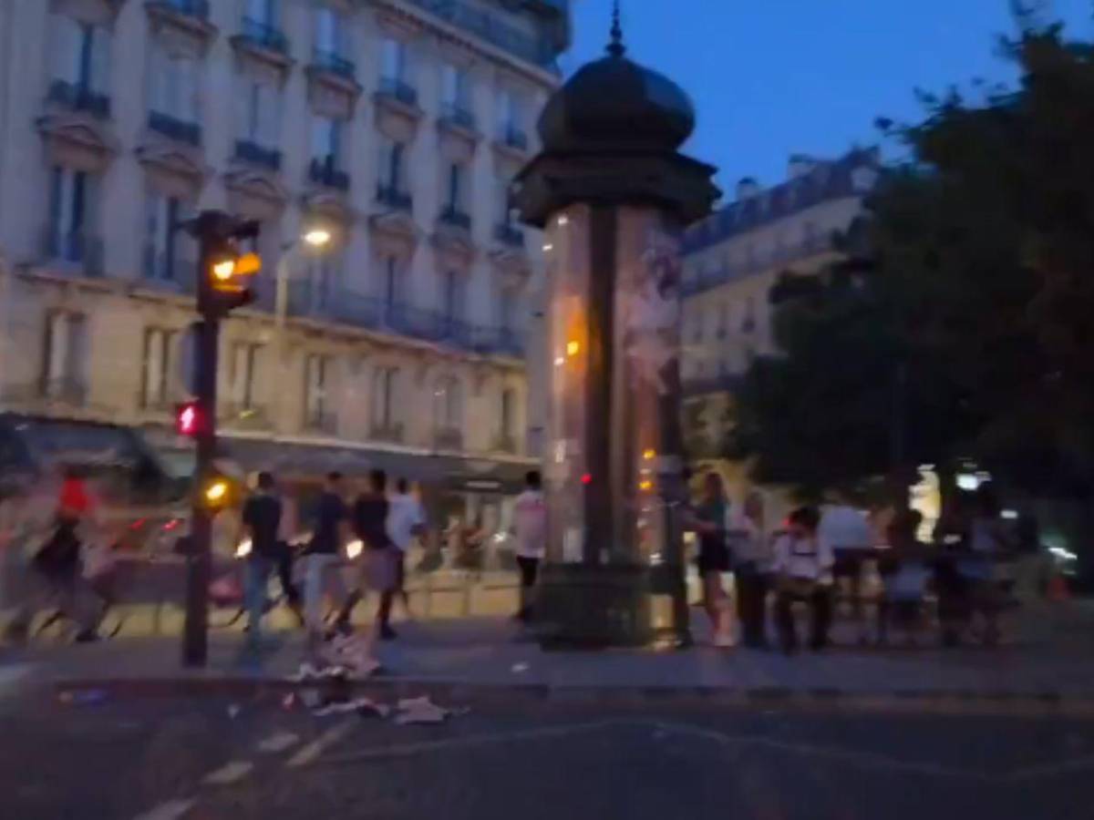 Caos en París: cientos de detenidos y heridos empañan la fiesta del campeón PSG