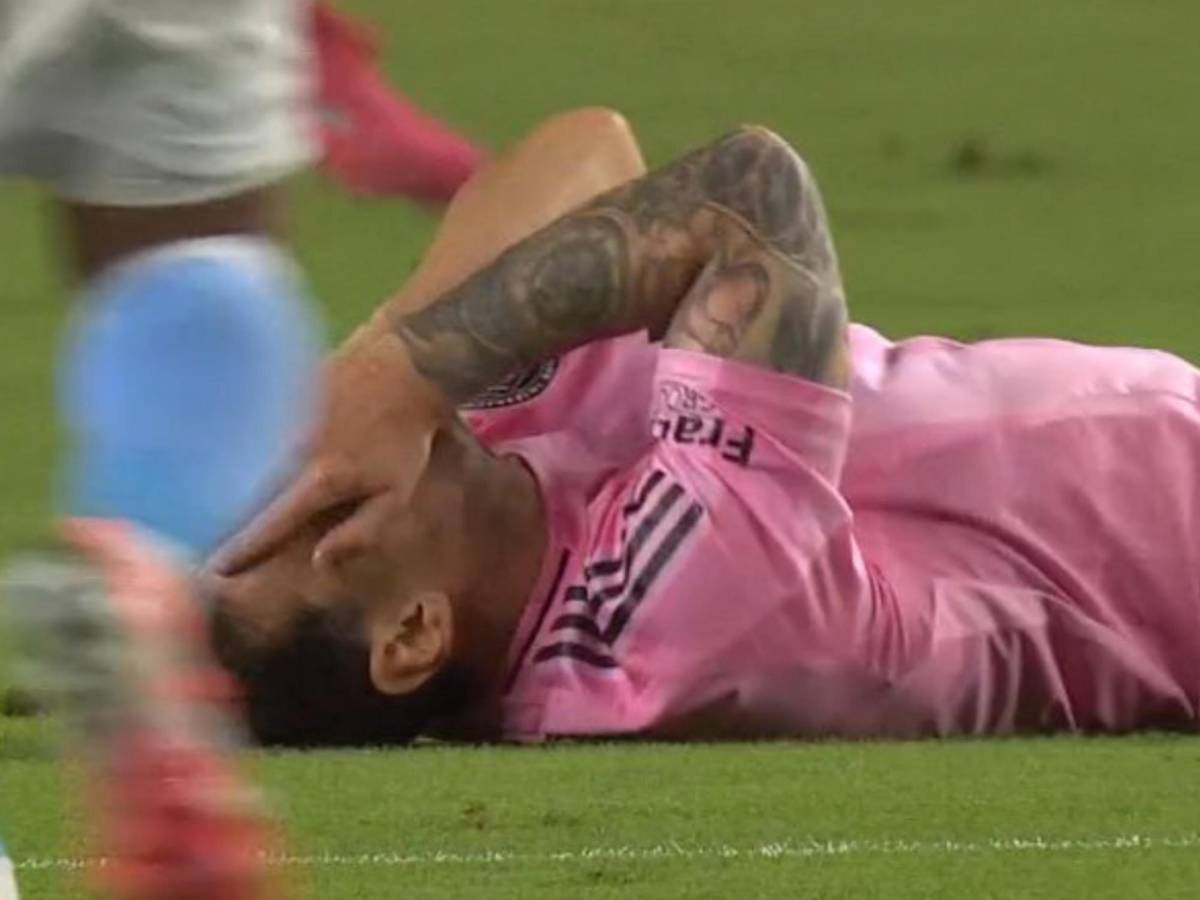 Messi con pelea y beso inusual en consagración del Inter Miami