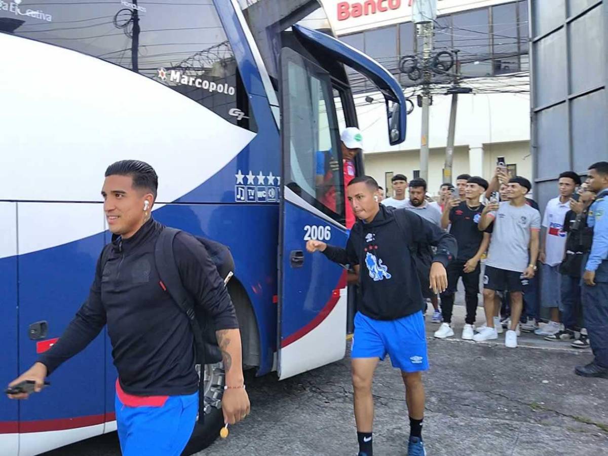 Victoria - Olimpia: ambiente, chicas, curiosa iguana y un animado Beckeles