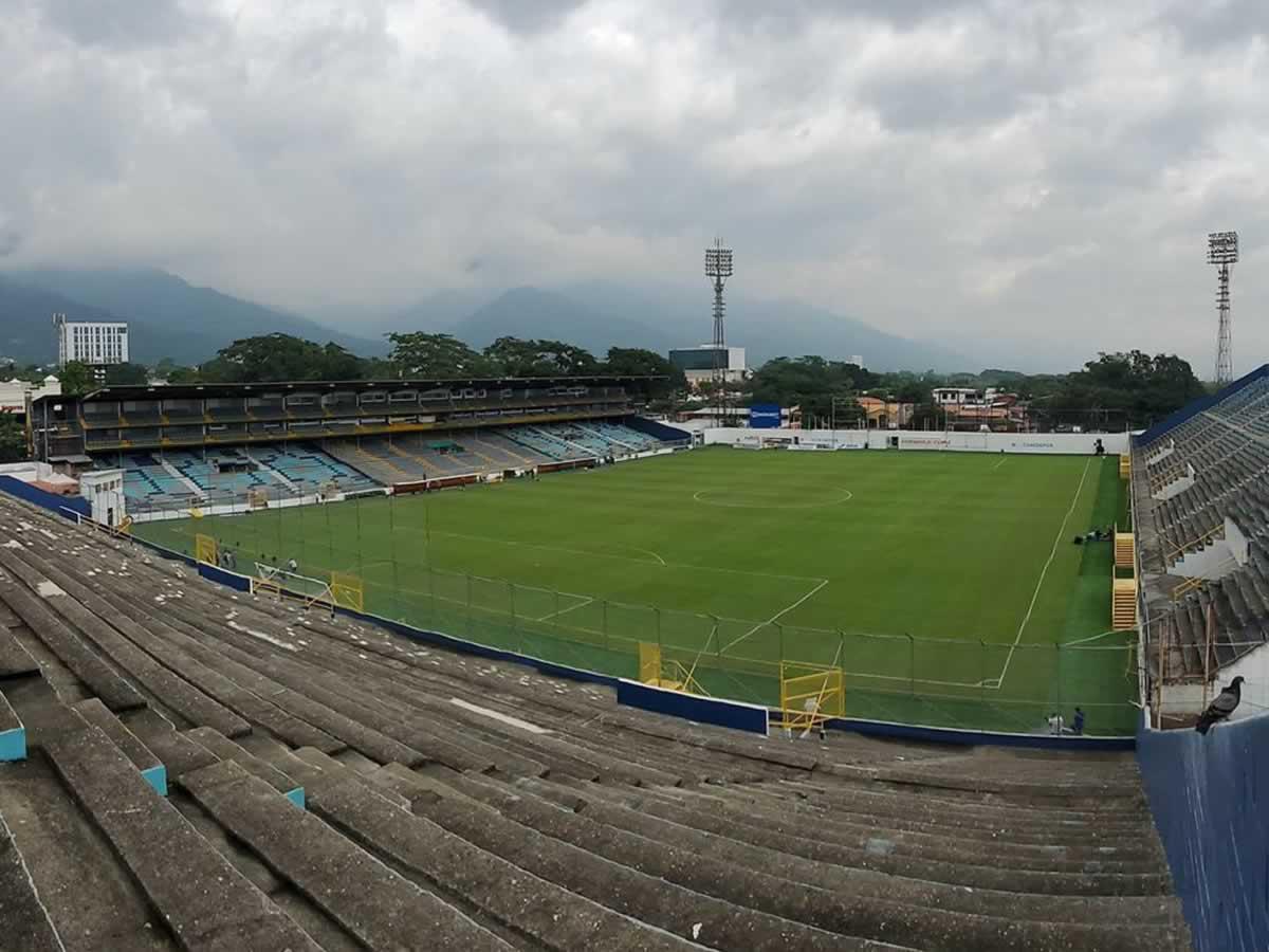 Honduras y México no realizan reconocimiento de cancha por la tormenta tropical SARA