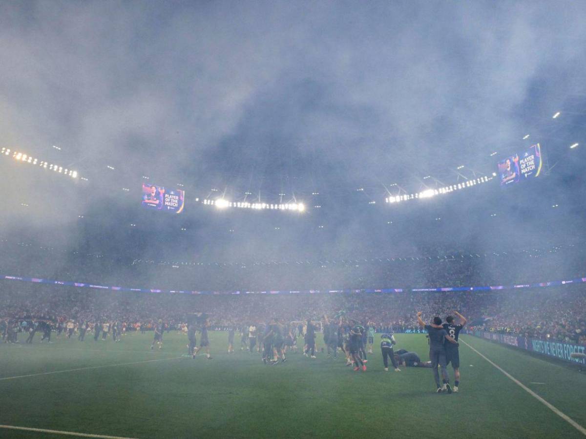 PSG festejó a lo grande, llanto de los jugadores del Arsenal y consuelos