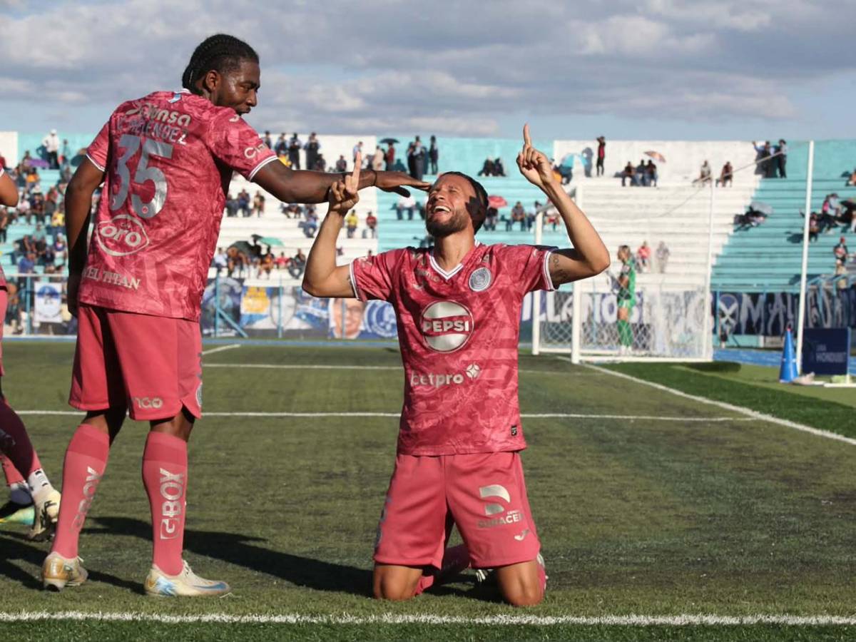 Rodrigo de Olivera destroza a Génesis, Elis sorprende y bella esposa de exfutbolista