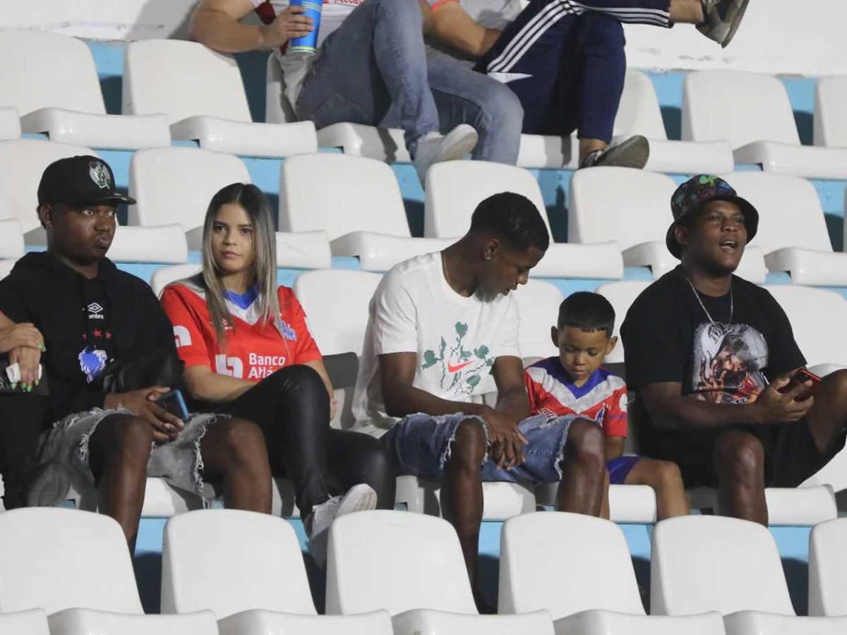 Festín de Olimpia, la tristeza de la eliminación, bellas novias y el 'infriltrado'