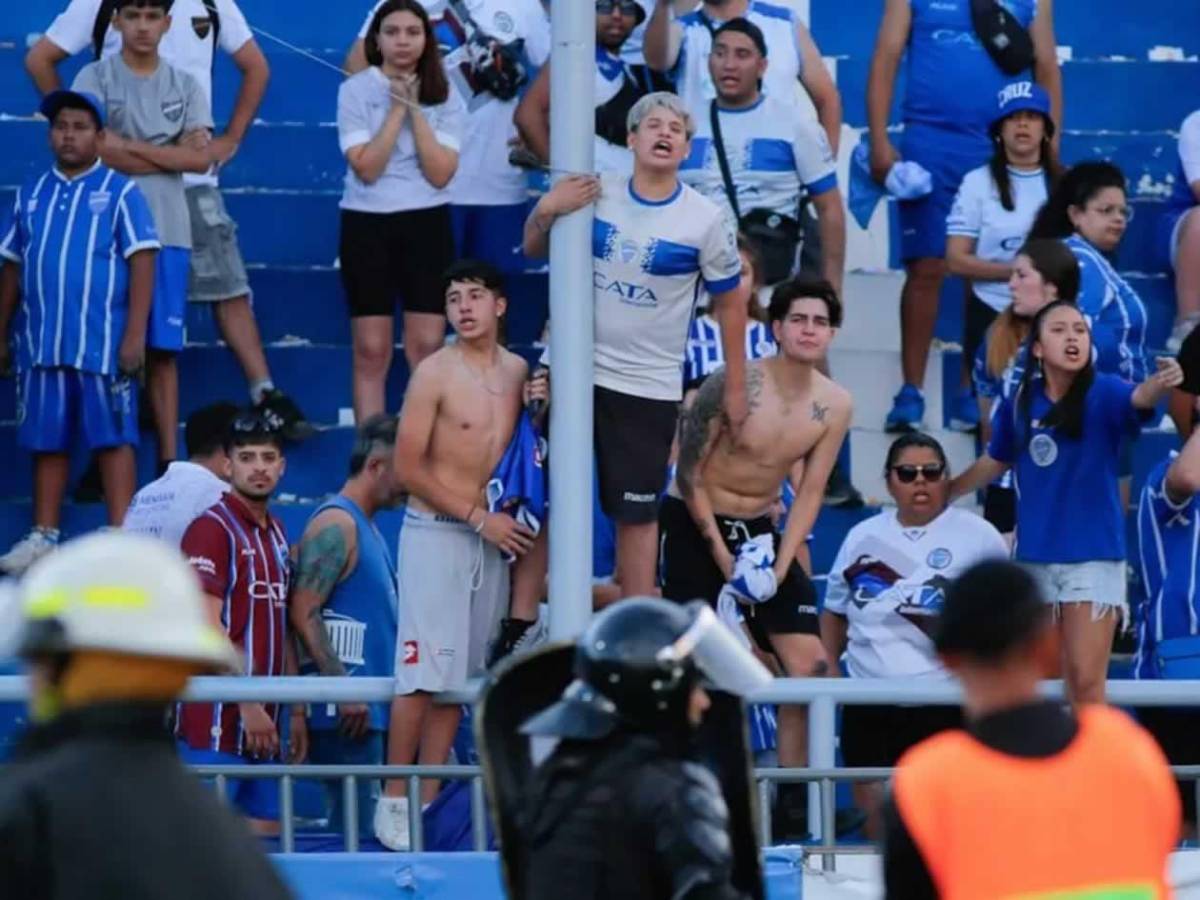 Agustín Auzmendi, destrozado: llanto y dolor por el descenso de Godoy Cruz