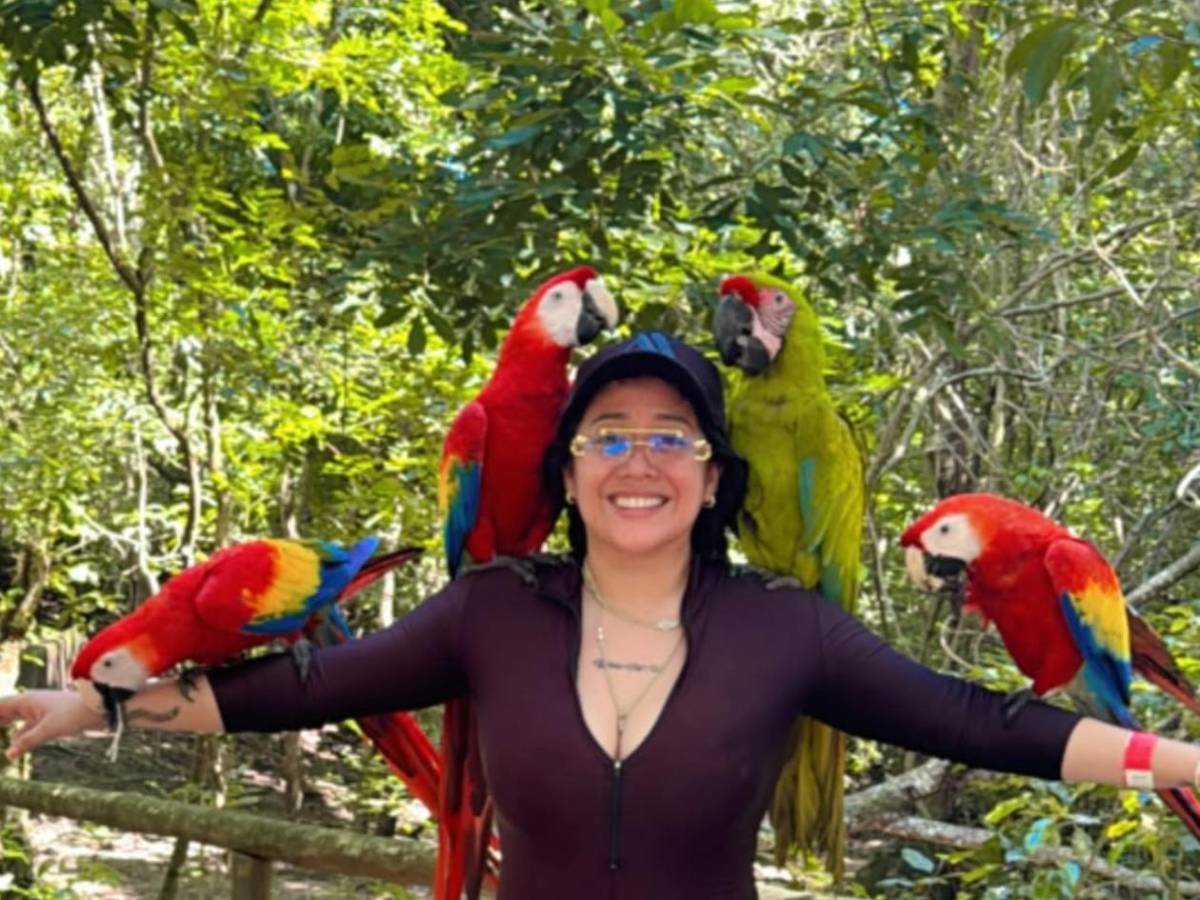 Polémica modelo sorprende con una confesión sobre futbolista del Motagua