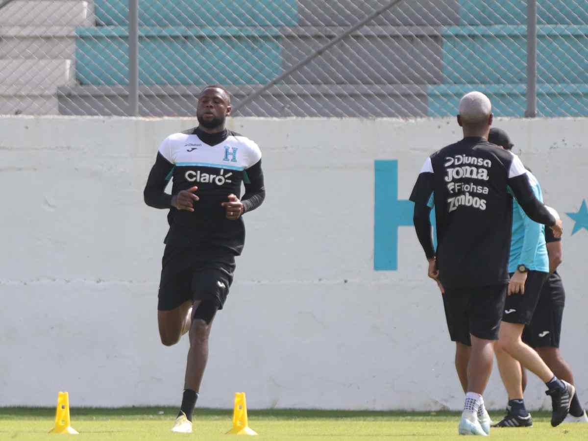 Yustin Arboleda fue novedad en el microciclo de la selección de Honduras.