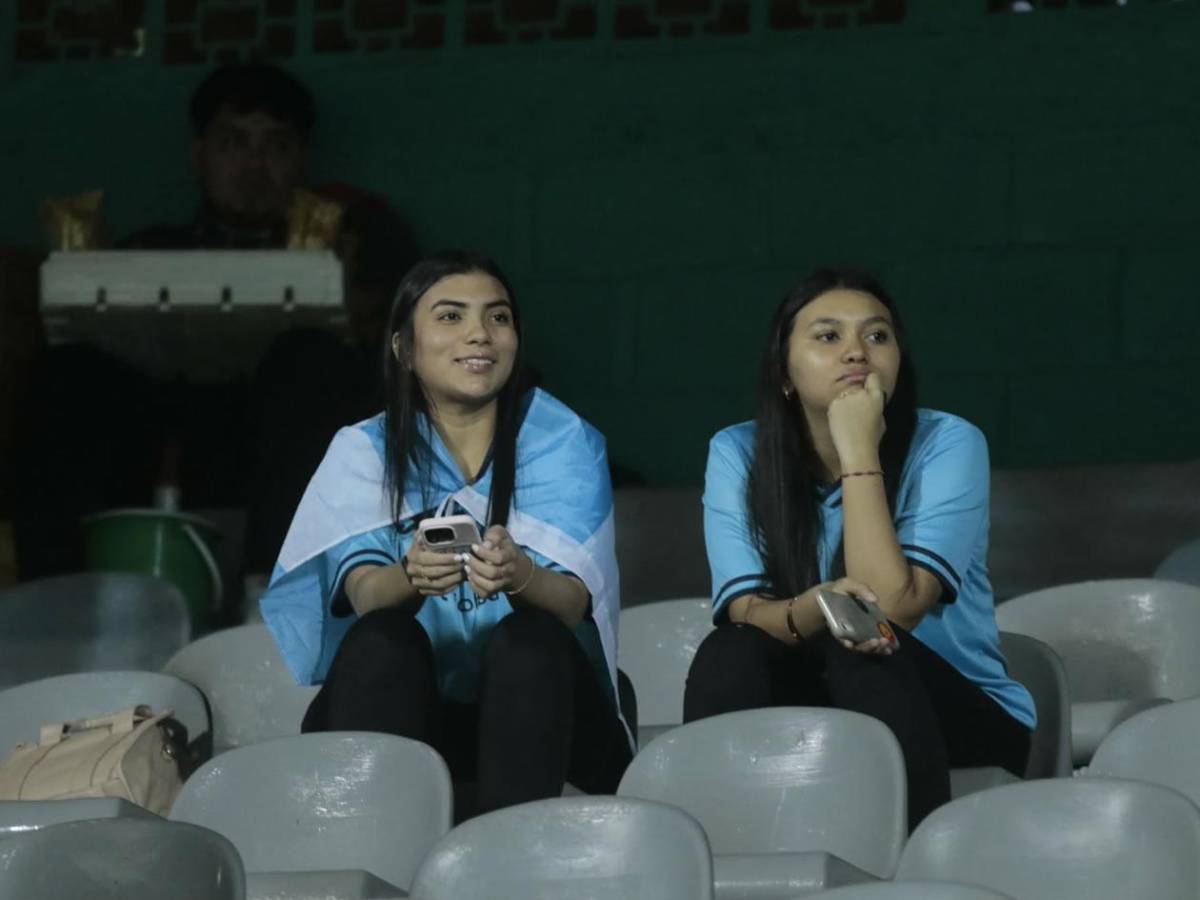 Honduras celebra clasificación al Mundial Sub-17: buen gesto y bellas chicas