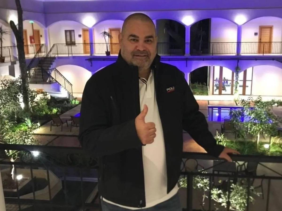 Chilavert ataca a Mbappé y Vinicius por polémica con Prestianni: Vive con un travesti