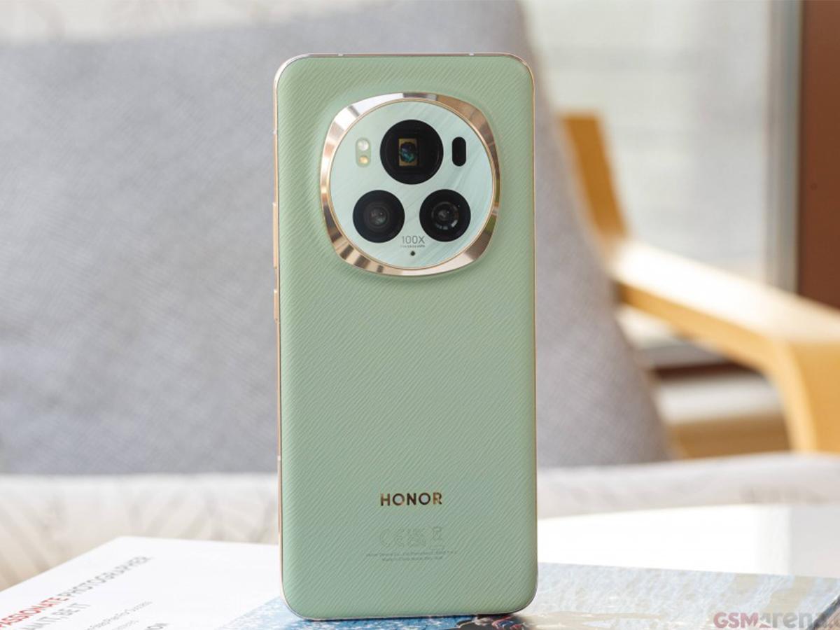 El HONOR Magic6 Pro se caracteriza por su avanzada tecnología de inteligencia artificial, una potente batería y una pantalla curva ultra resistente.