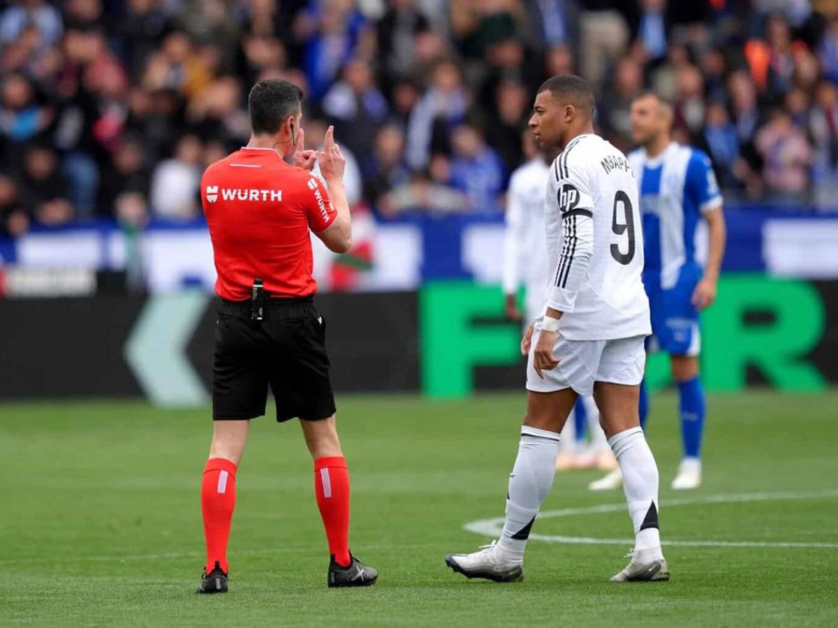 Desvelan lo que hizo Mbappé tras su expulsión: ¿Se perderá la final de Copa del Rey?