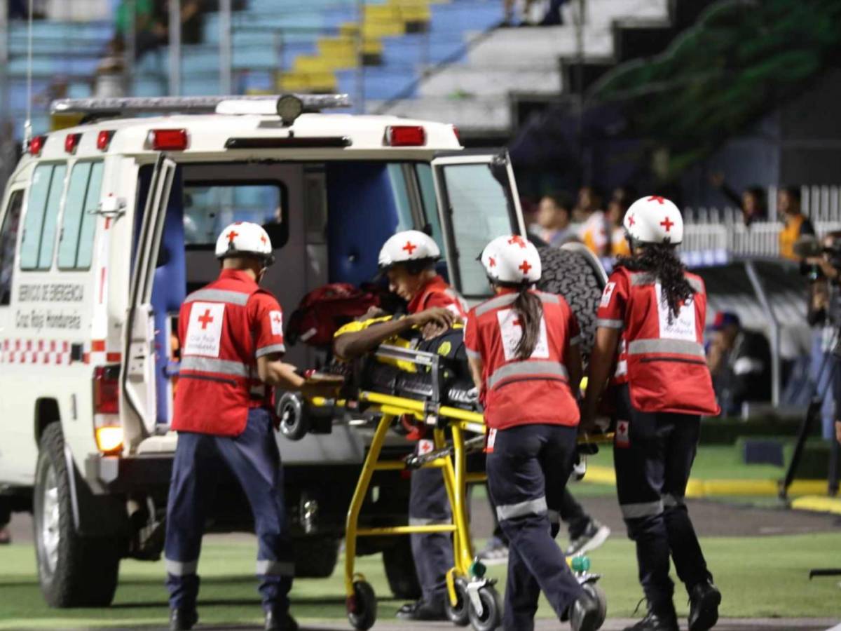 Rebeldía al Olimpia, jugador al hospital, Arboleda estalla y Policía interviene