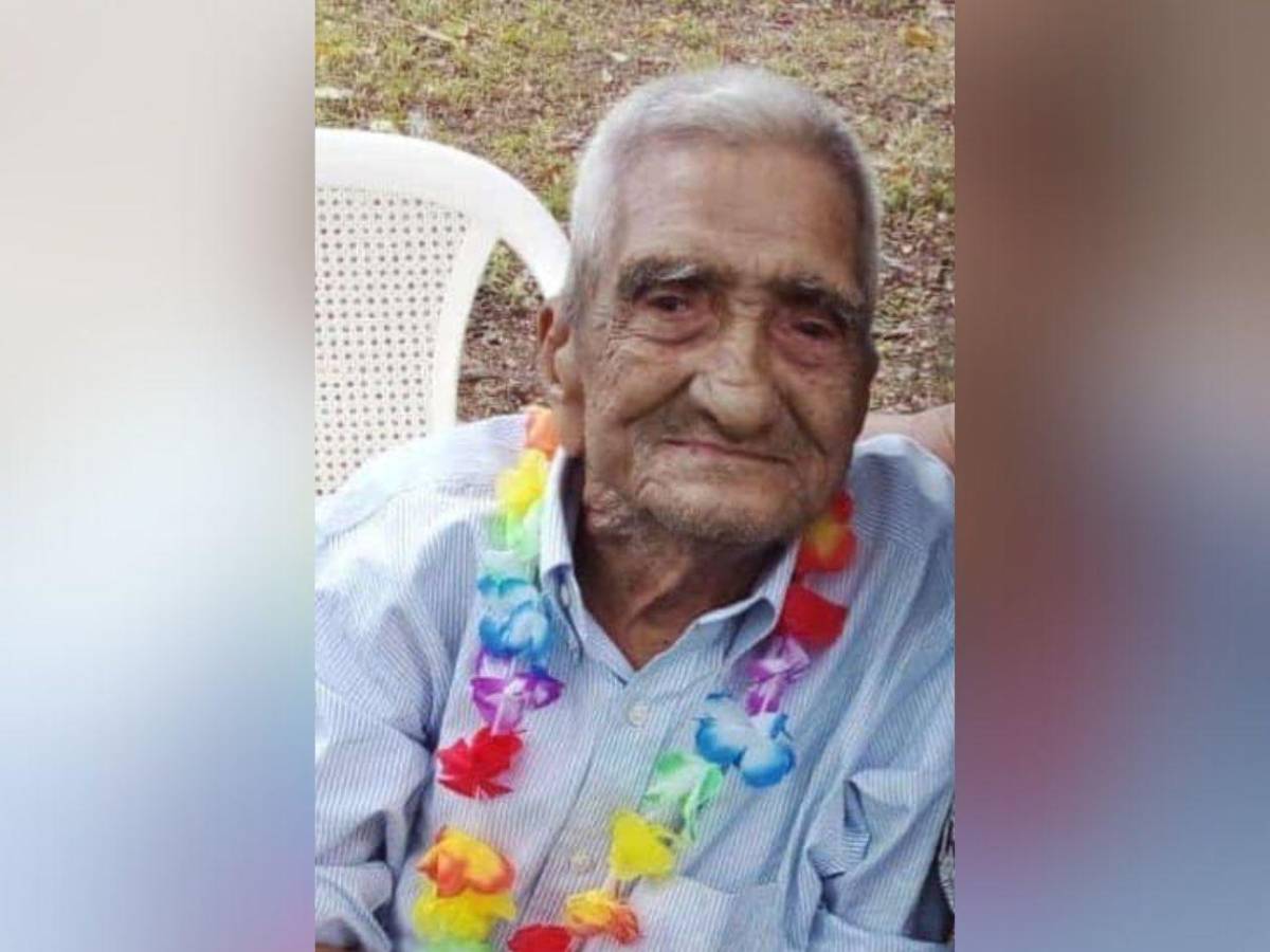 Tragedia en Zacapa: anciano de 109 años y maestra mueren tras impactar vehículo en su casa