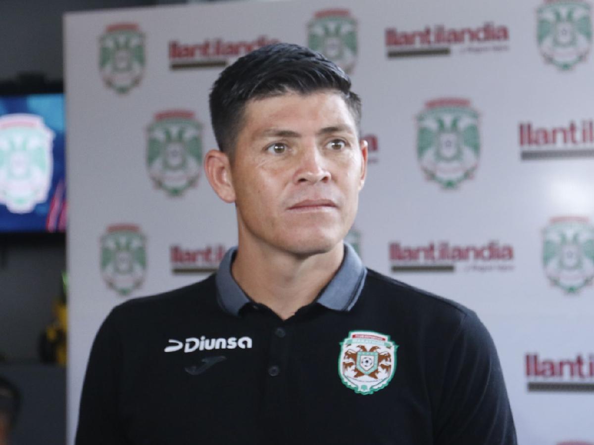 Chelito Martínez se “olvida” de Motagua y advierte previo al clásico