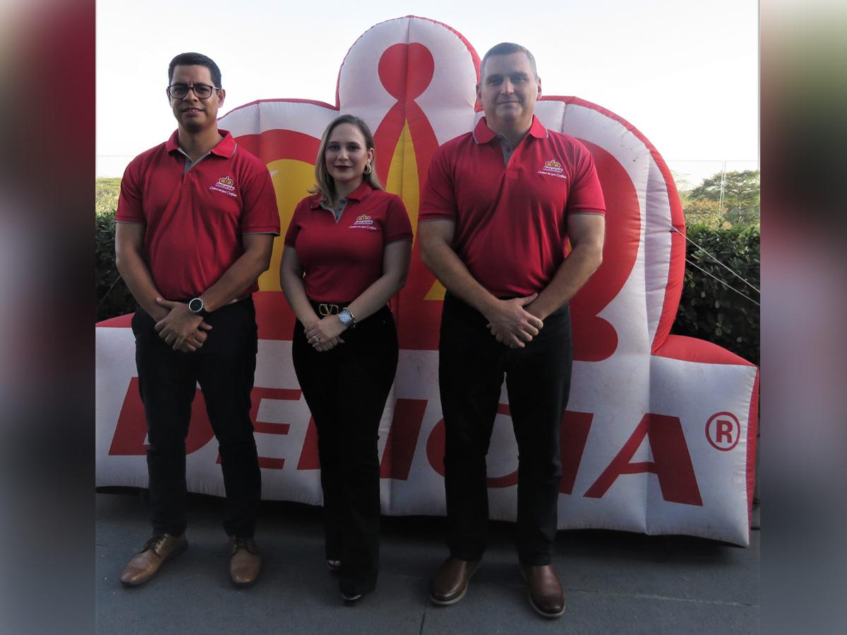 Los Ejecutivos Luis Villafranca, Melany Galeano y Farid Katun.