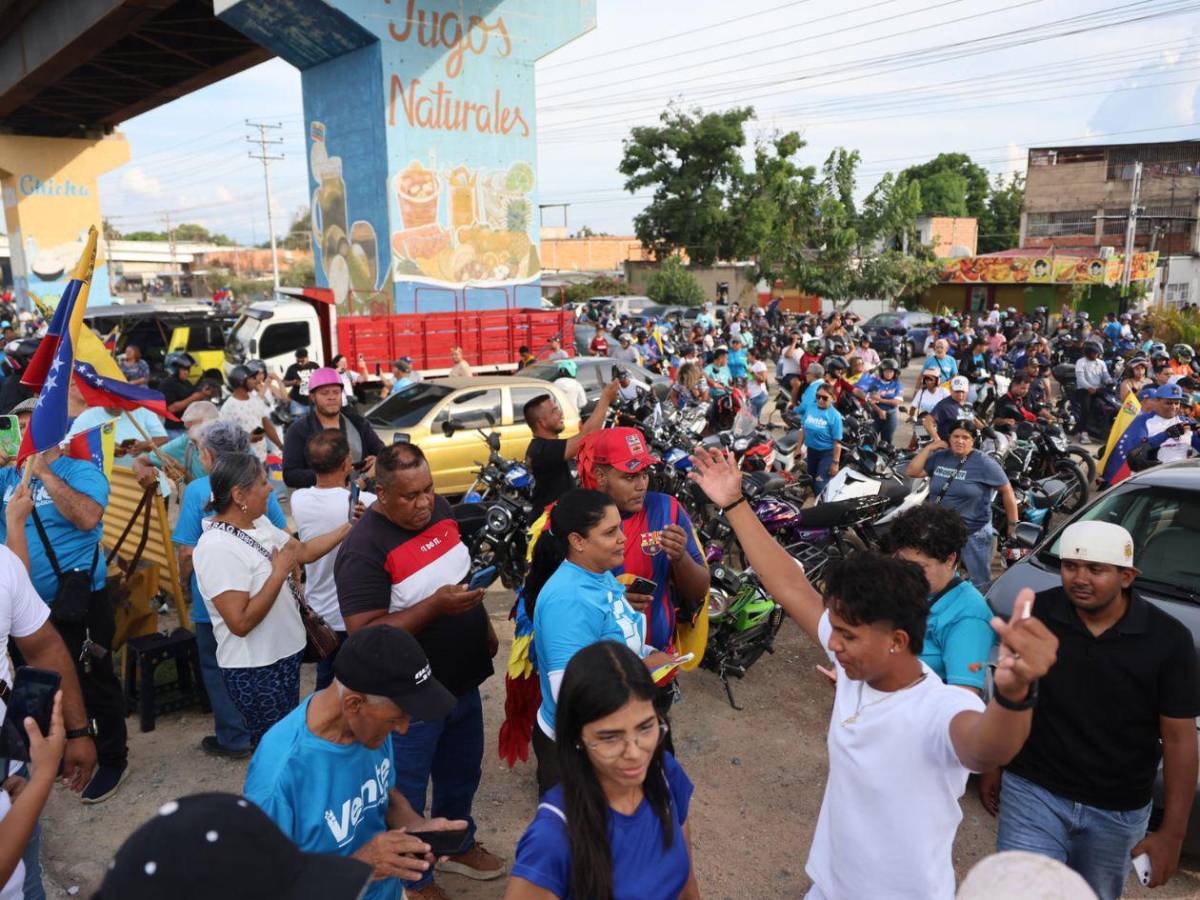Así fue el multitudinario recorrido de María Corina Machado tras regresar a Venezuela